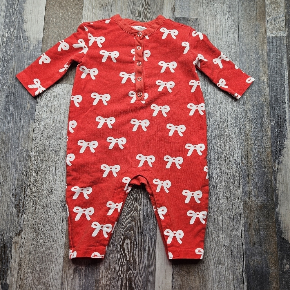 Hanna Andersson 6-12 Months Red With White Bows Full Body Snaps